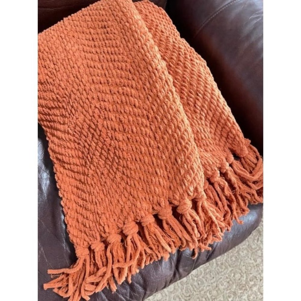 Premium Textured Knit Throw Blanket with Tassels - Soft, Cozy Blanket